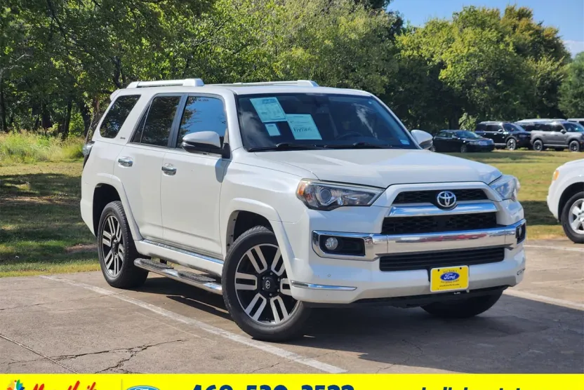 2017 Toyota 4Runner Limited photo 1