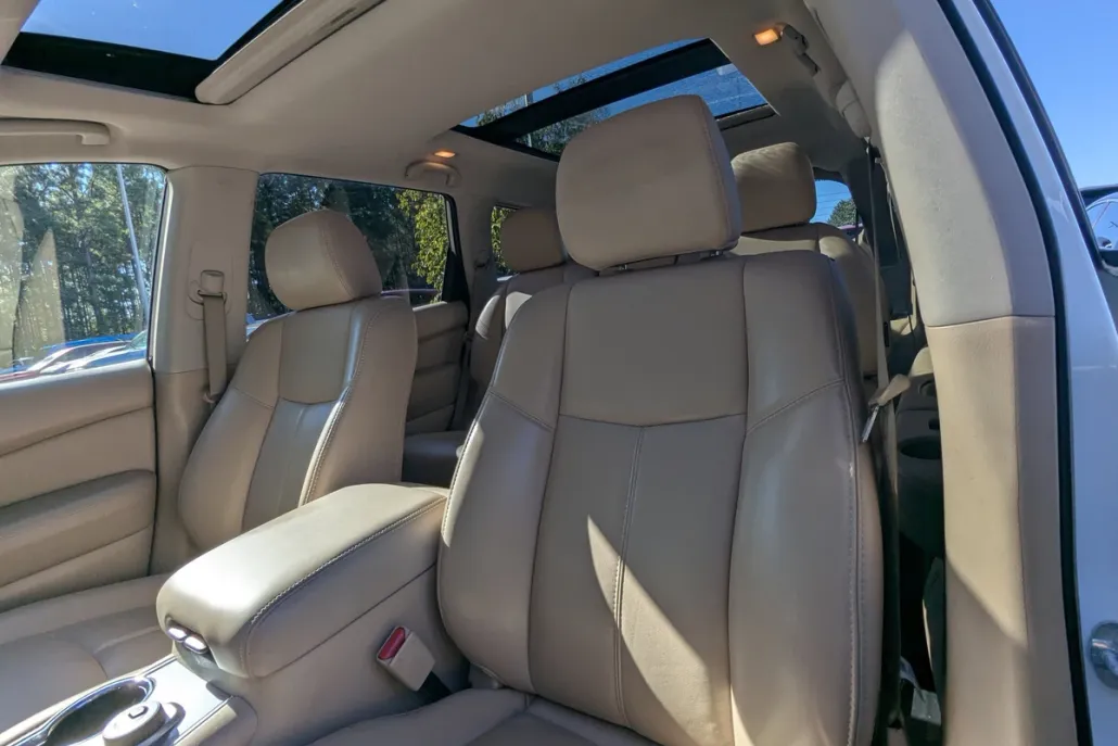 2018 Nissan Pathfinder 4x4 SL photo 1