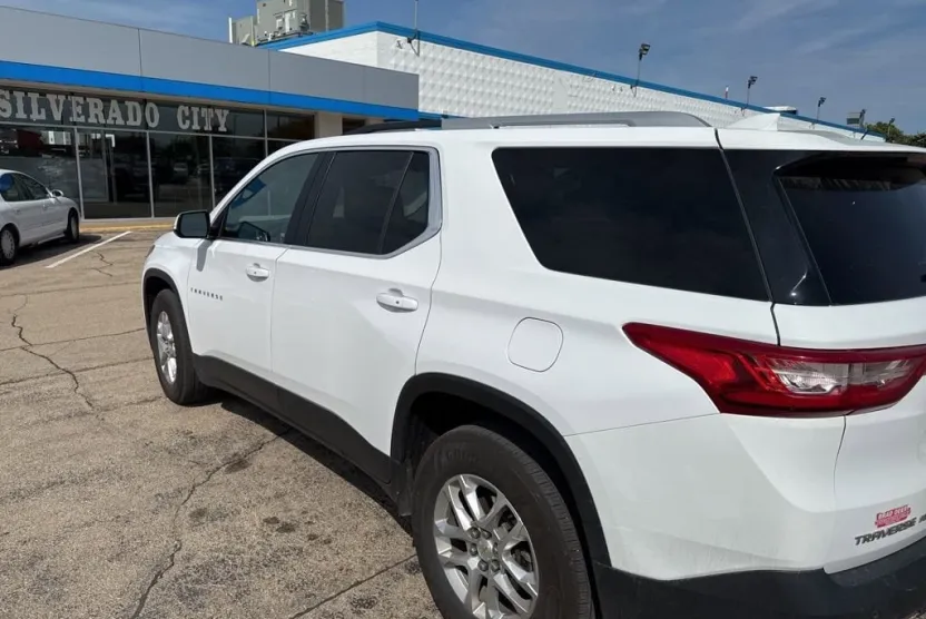 2018 Chevrolet Traverse Cloth photo 1