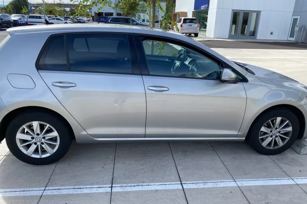 2015 Volkswagen Golf TSI S photo 1