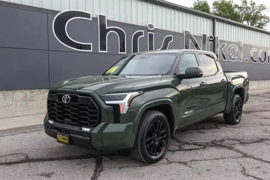 2022 Toyota Tundra SR5 photo 1