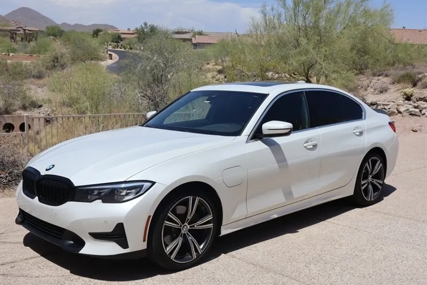 2021 Bmw 330e 3-Series photo 1