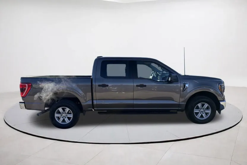 2023 Ford F-150 XL photo 1