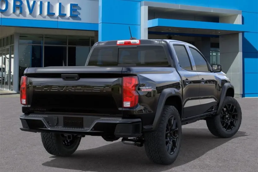 2026 Chevrolet Colorado Trail Boss photo 1