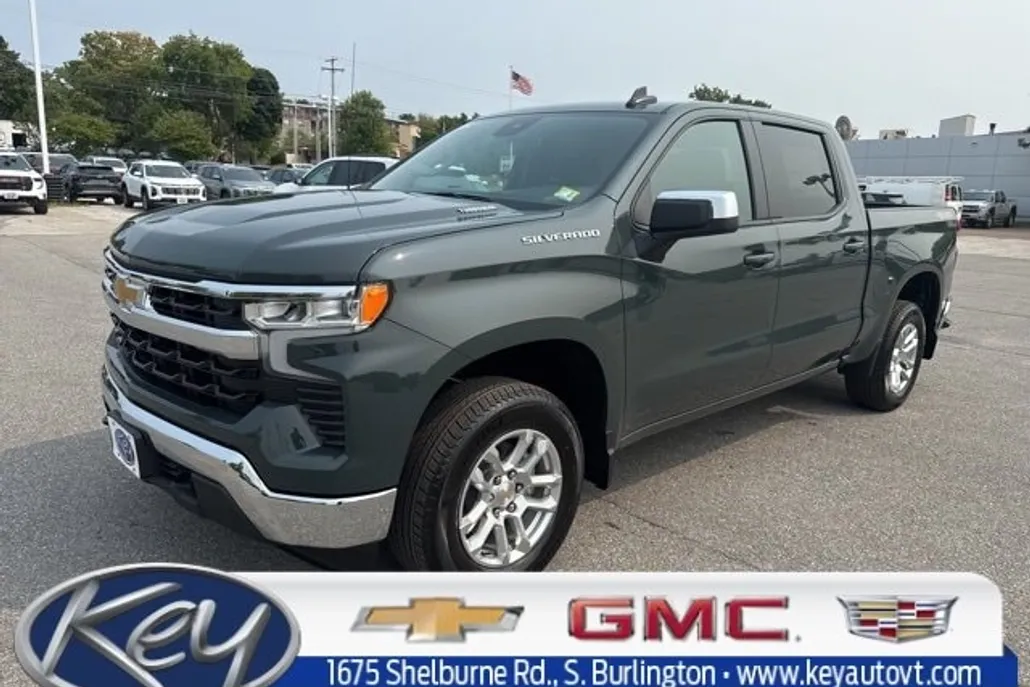 2026 Chevrolet Silverado 1500 LT photo 1
