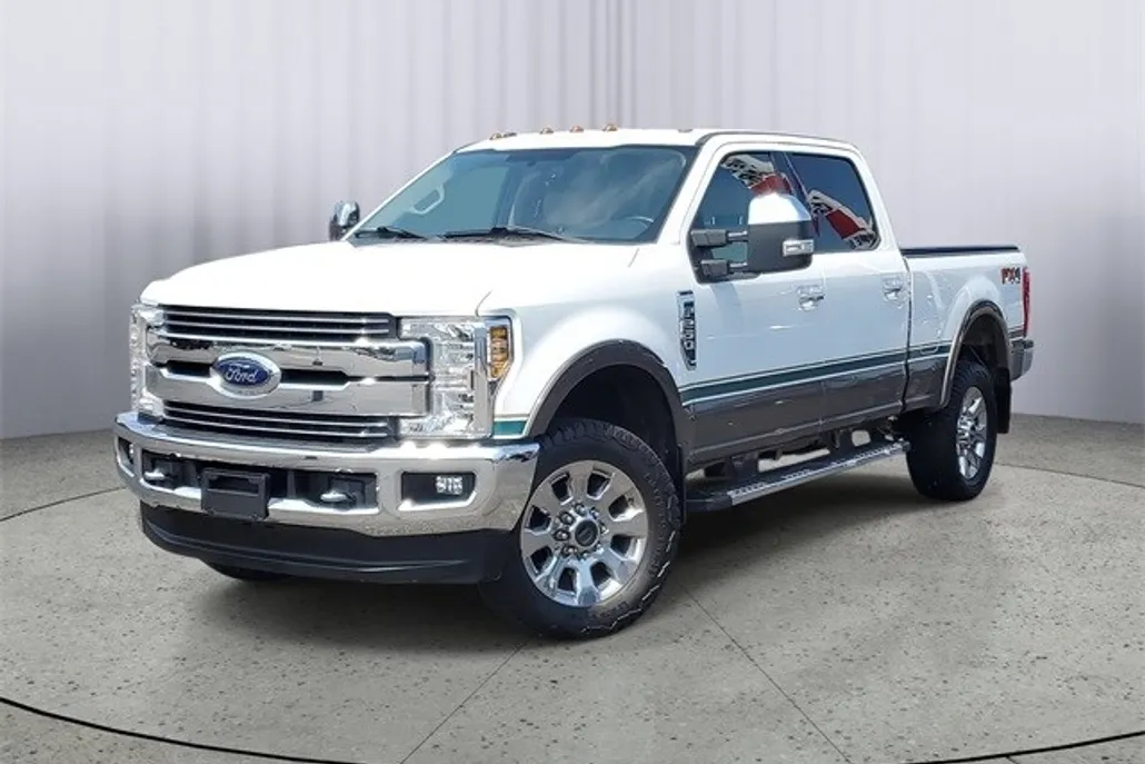2018 Ford F-250 Lariat photo 1