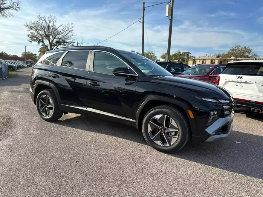 2025 Hyundai Tucson SEL Convenience photo 1
