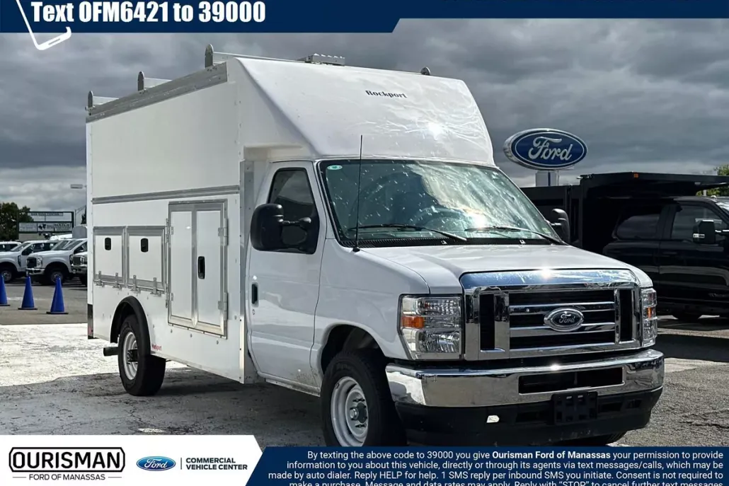 2025 Ford E-350 photo 1