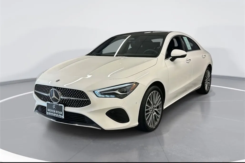 2025 Mercedes Benz CLA 250 4MATIC photo 1
