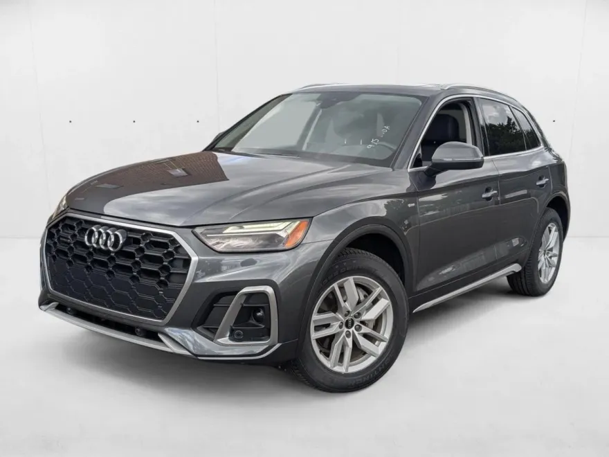 2022 Audi Q5 S line Premium photo 1
