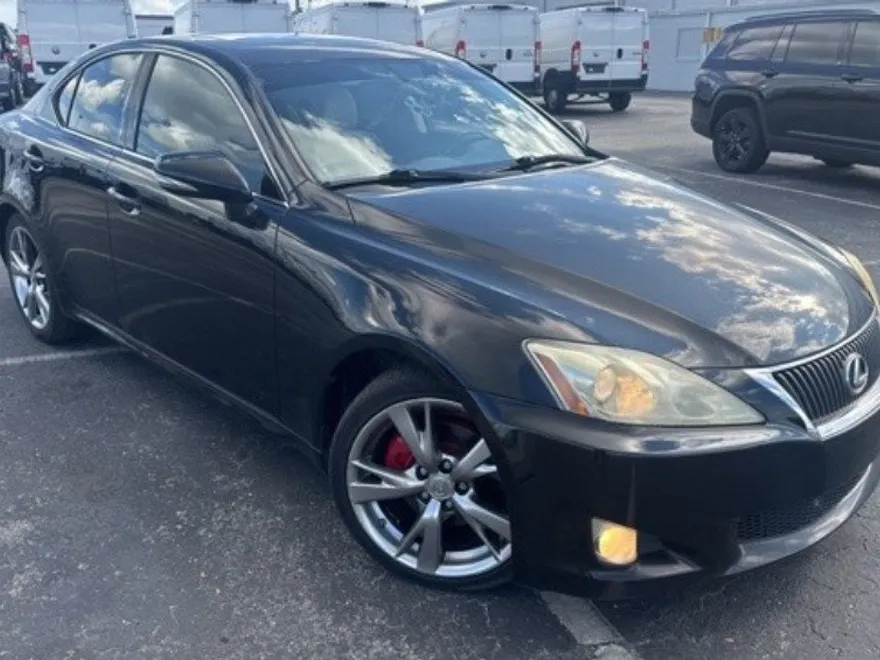 2010 Lexus IS 250 photo 1