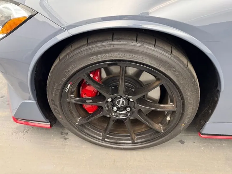 2024 Nissan Z Nismo photo 1