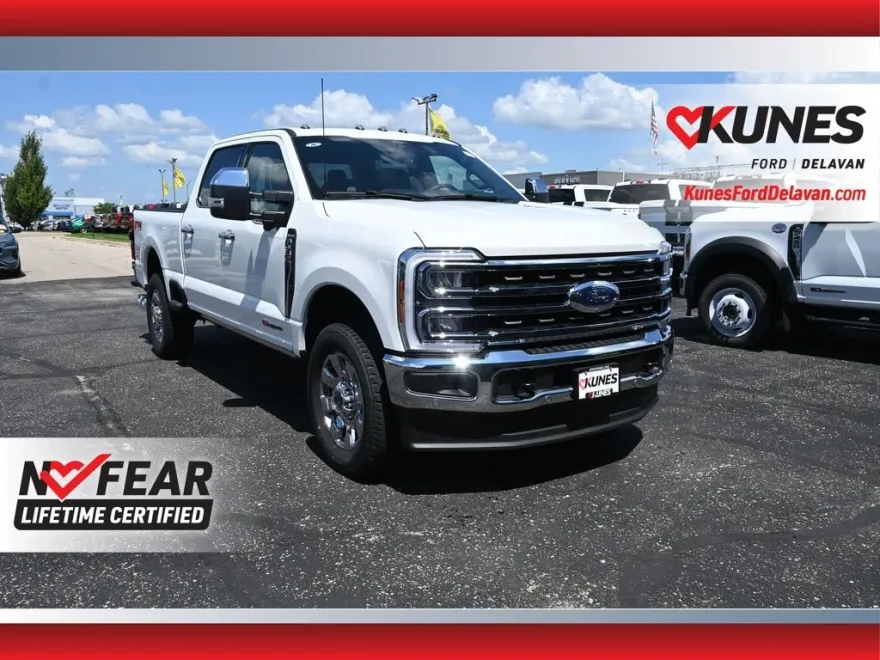 2025 Ford F-350 King Ranch photo 1