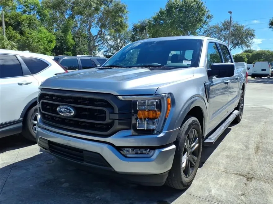 2023 Ford F-150 XLT photo 1