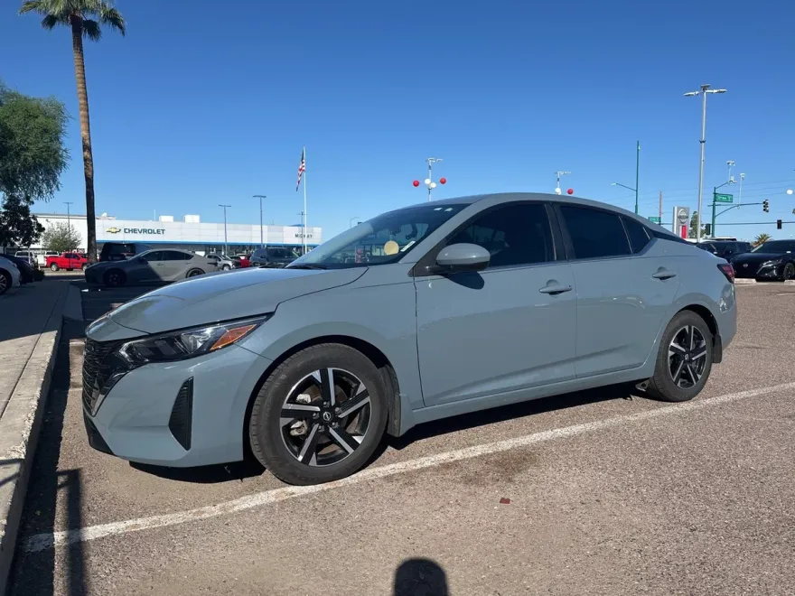 2024 Nissan Sentra SV photo 1
