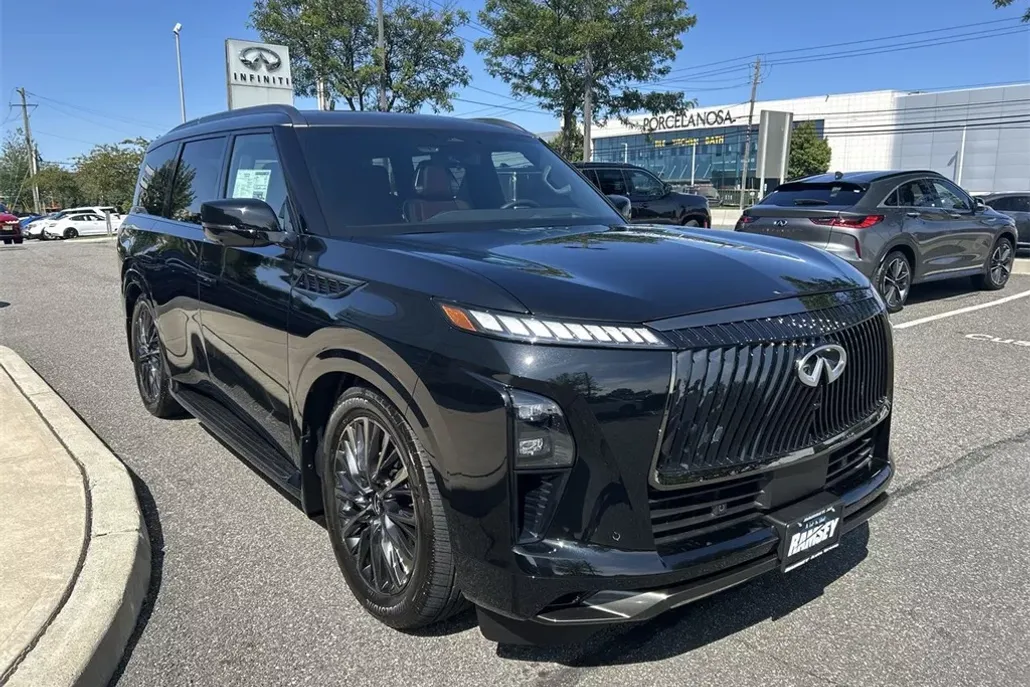 2026 Infiniti QX80 photo 1