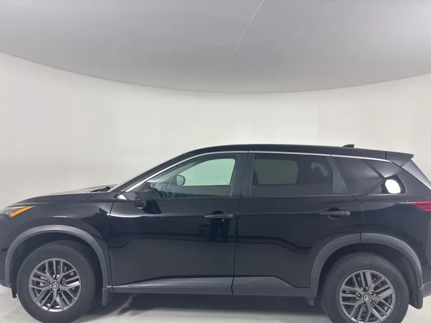 2021 Nissan Rogue S photo 1