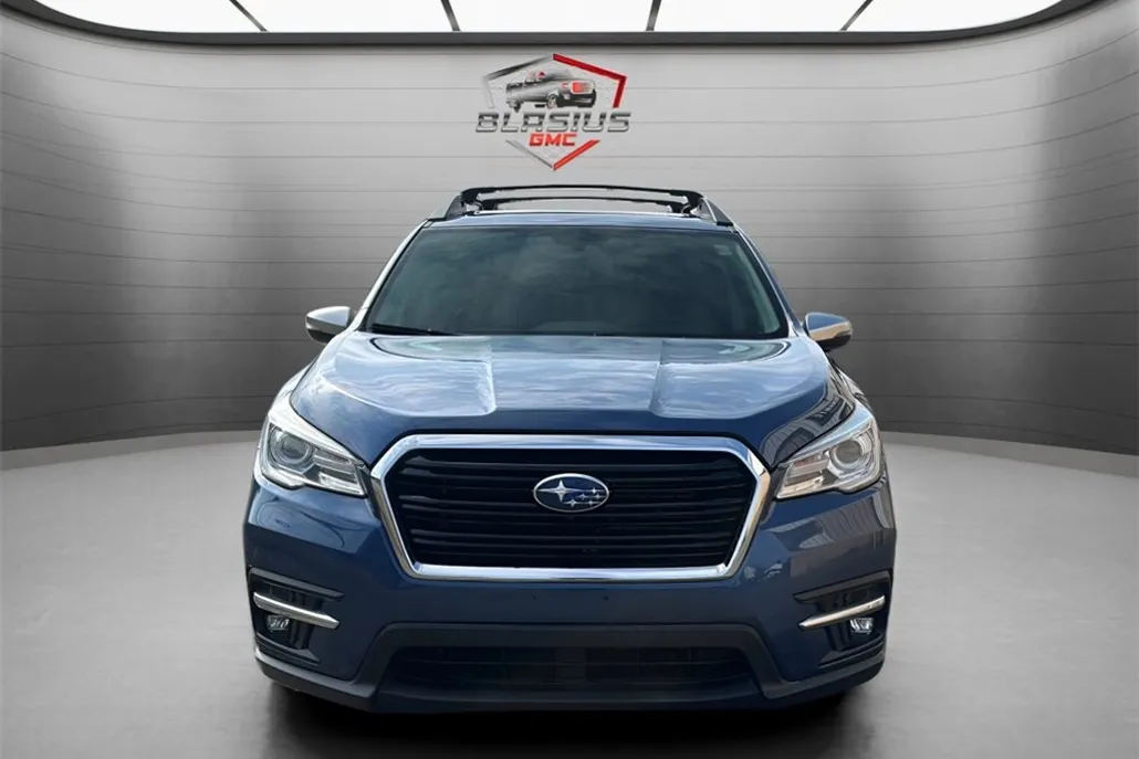 2020 Subaru Ascent Touring photo 1