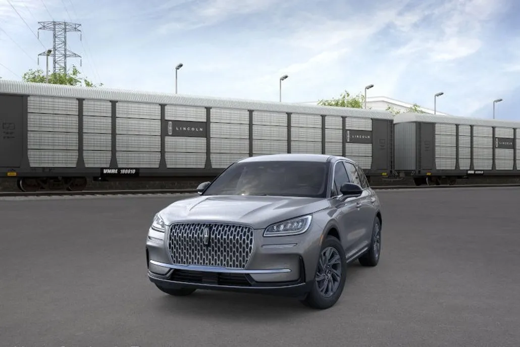 2025 Lincoln Corsair Premiere photo 1