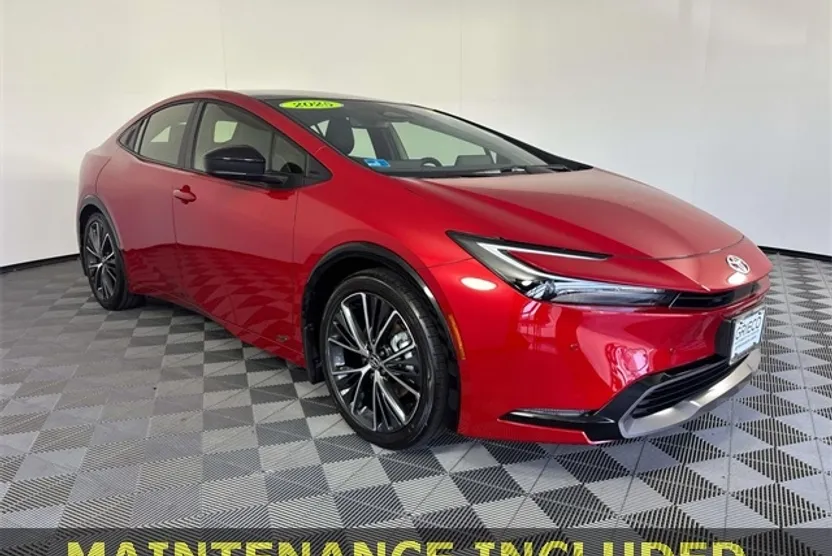 2025 Toyota Prius Limited photo 1