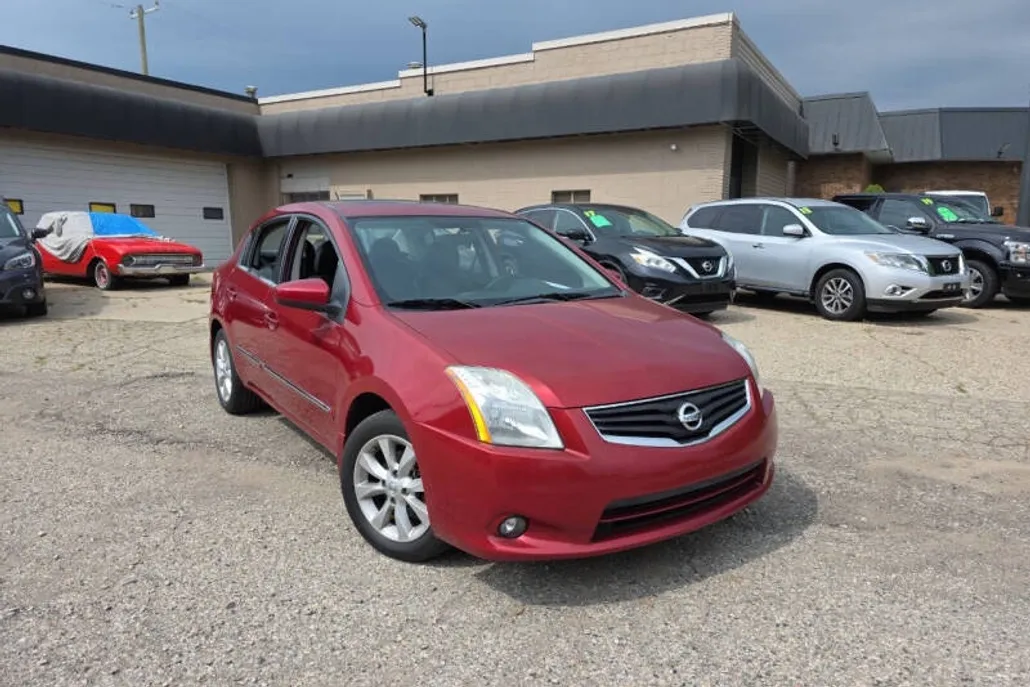 2010 Nissan Sentra 2.0 SL photo 1