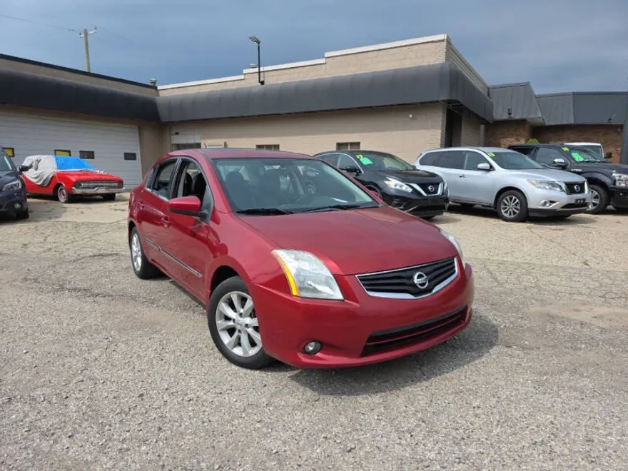 2010 Nissan Sentra 2.0 SL photo 1