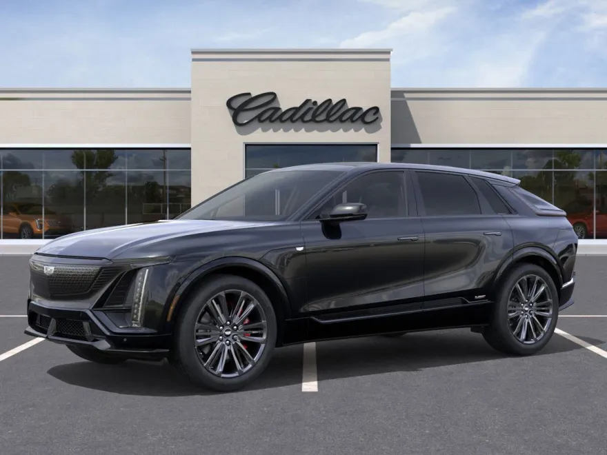 2026 Cadillac Lyriq Luxury photo 2