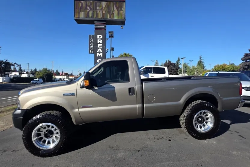 2005 Ford F-250 photo 1