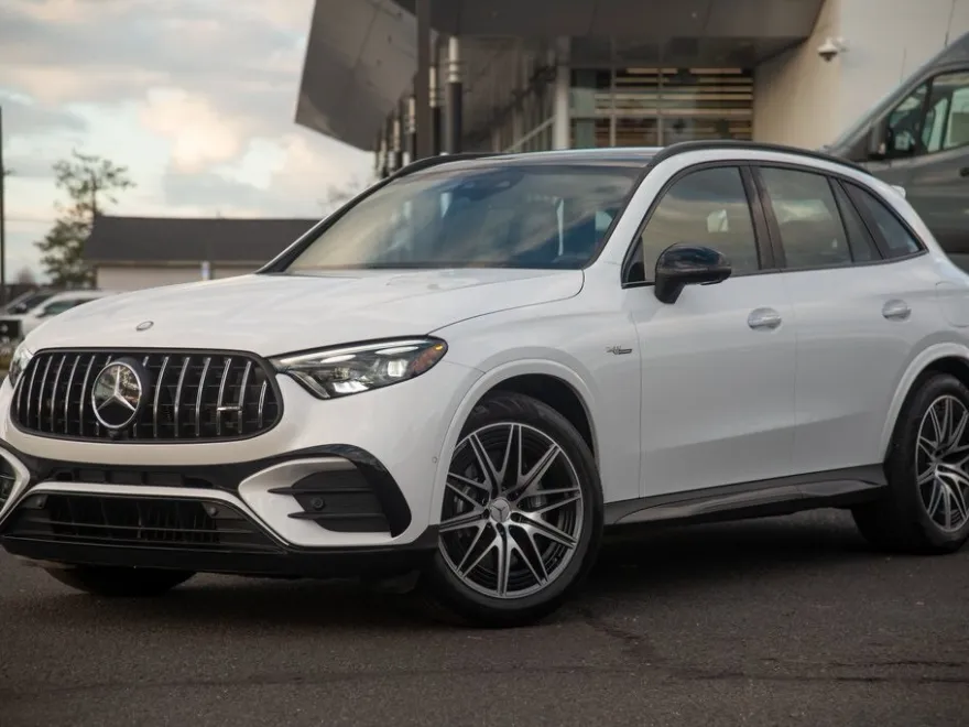 2025 Mercedes Benz GLC AMG 63 4MATIC photo 1