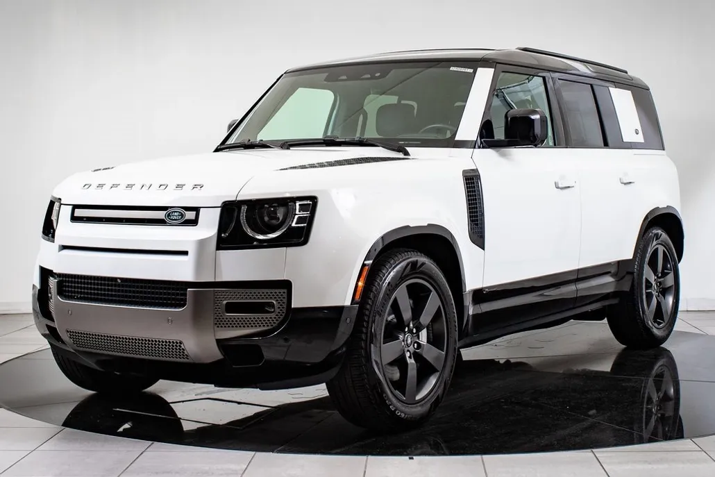 2021 Land Rover Defender 110 X-Dynamic HSE photo 1