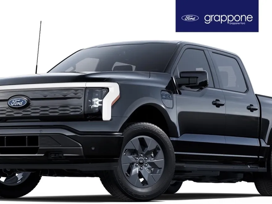 2025 Ford F-150 Lightning Lariat photo 1