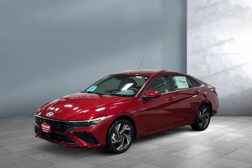 2024 Hyundai Elantra SEL Convenience photo 1