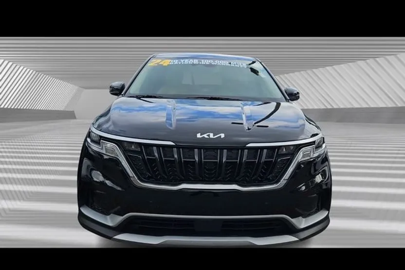 2024 Kia Carnival EX photo 1