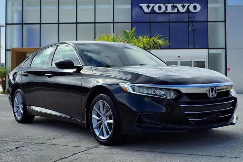 2021 Honda Accord LX photo 1
