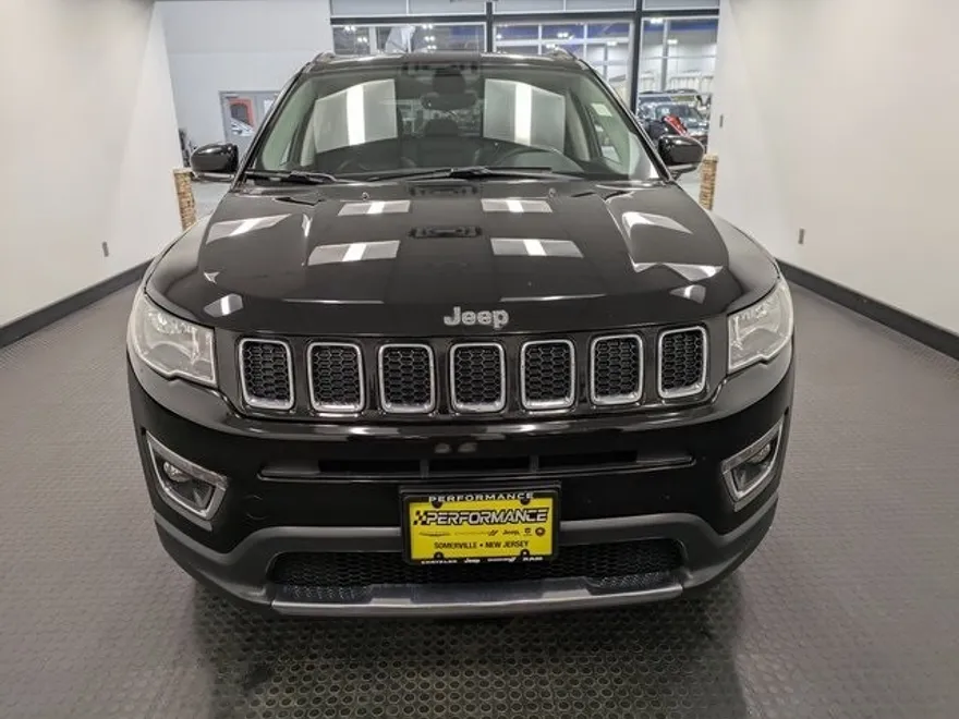 2018 Jeep Compass Limited photo 1
