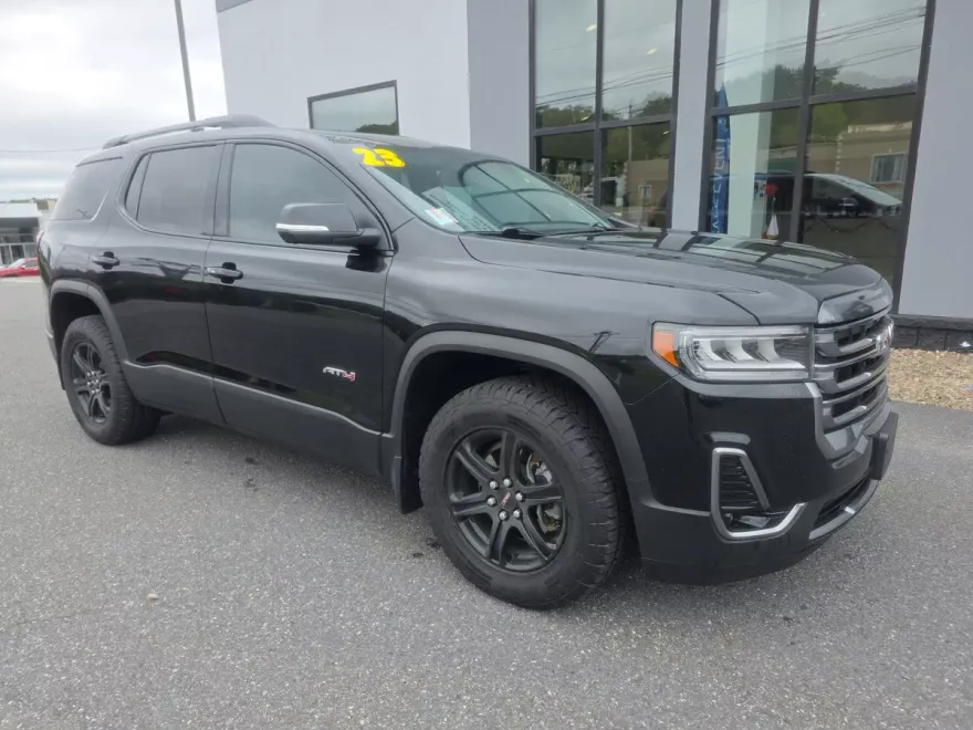 2023 Gmc Acadia AT4 photo 1