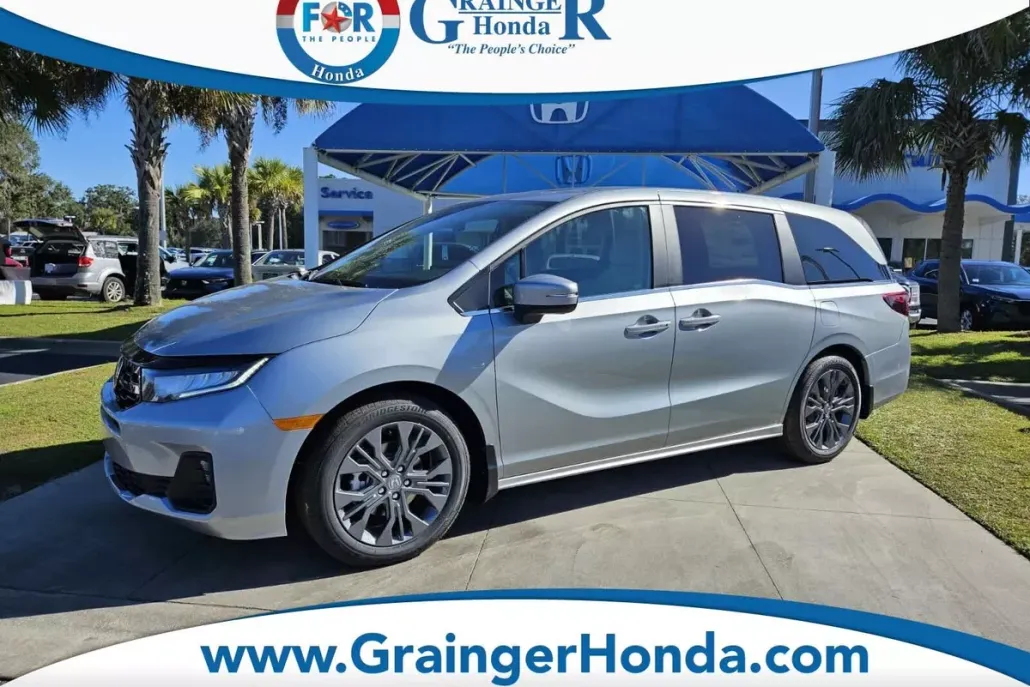 2025 Honda Odyssey Touring photo 1