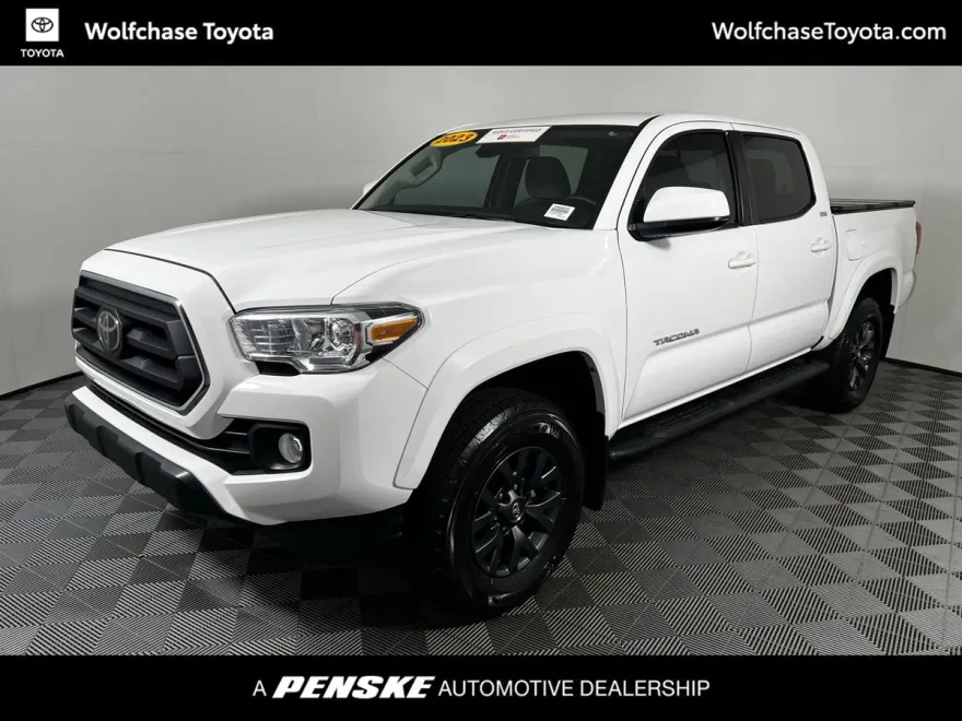 2023 Toyota Tacoma SR5 photo 1
