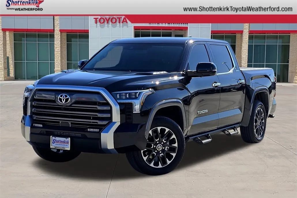 2024 Toyota Tundra Limited photo 1