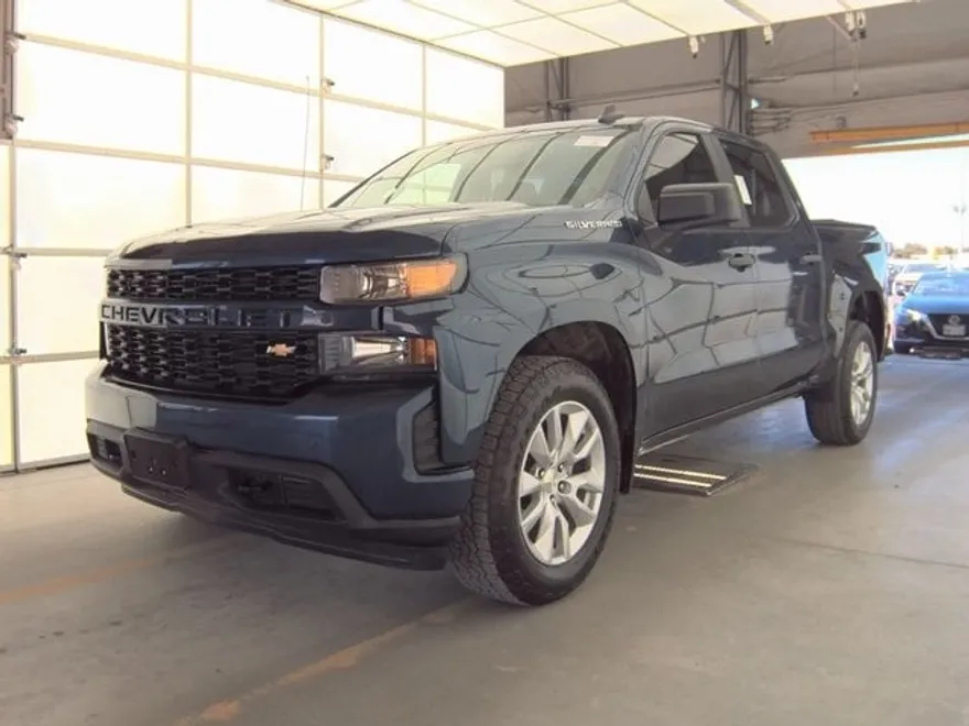 2020 Chevrolet Silverado 1500 Custom photo 1