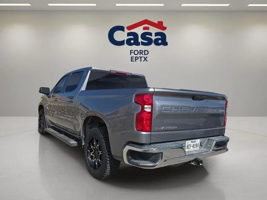 2022 Chevrolet Silverado 1500 LT photo 1