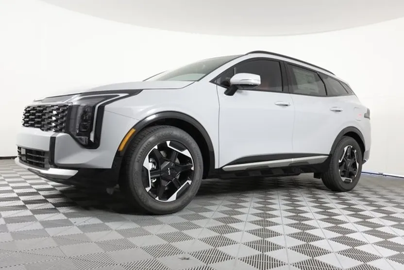 2026 Kia Sportage SX photo 1