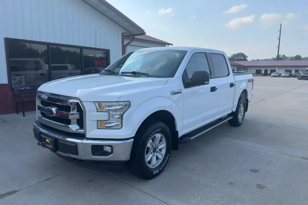 2017 Ford F-150 photo 1