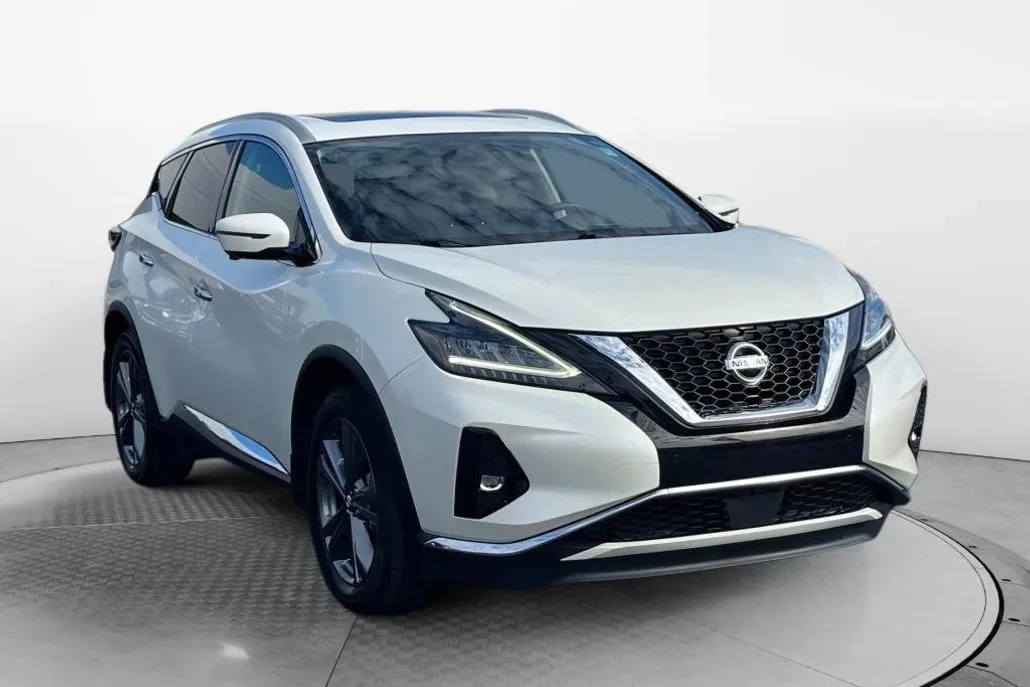 2021 Nissan Murano Platinum photo 1