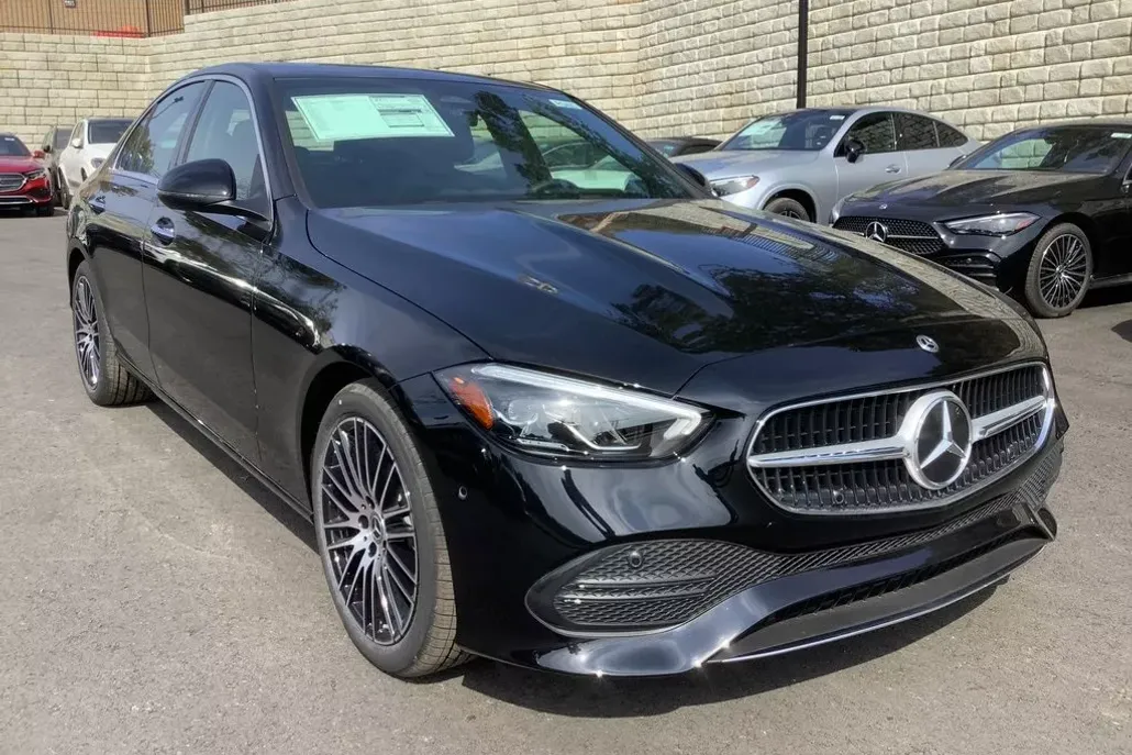 2024 Mercedes Benz C 300 4MATIC photo 1