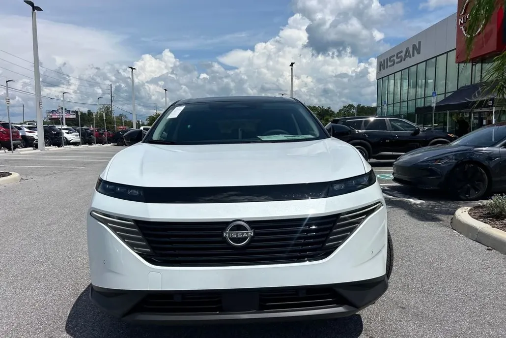 2025 Nissan Murano SL photo 1