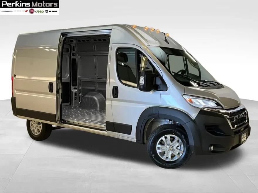 2025 Ram ProMaster 1500 SLT photo 1