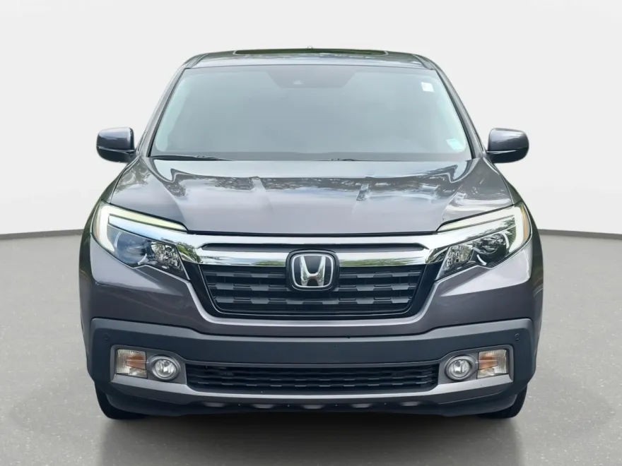 2019 Honda Ridgeline RTL-E photo 2
