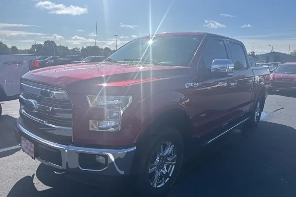 2016 Ford F-150 Lariat photo 1
