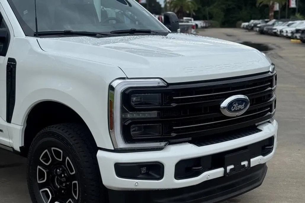 2026 Ford F-250 photo 1